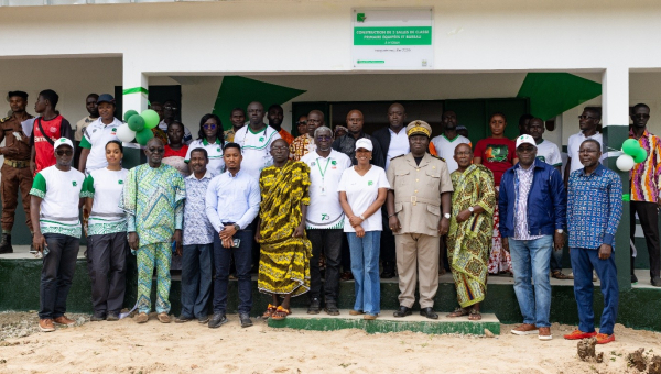 SAPH renforce son engagement RSE auprès des communautés riveraines de l'UAI de Bettié
